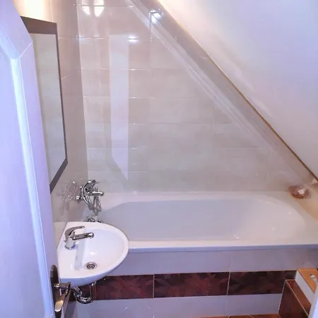 Castle Kastiel Kotešová