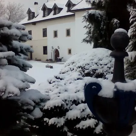 Castle Kaštieľ Apartamento